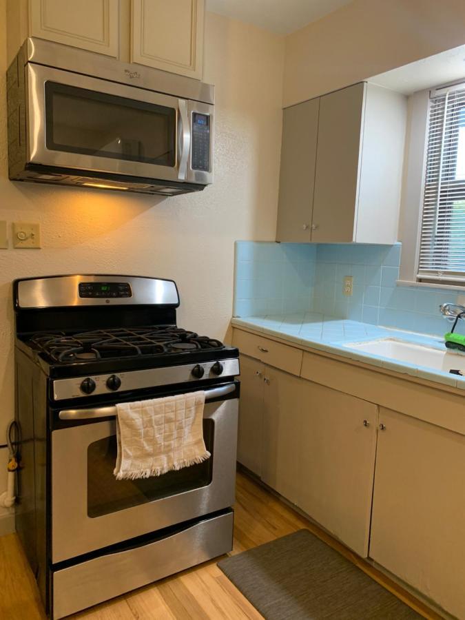125-#4 Downtown Cozy Upstairs One Bedroom Apt San Antonio Exterior foto